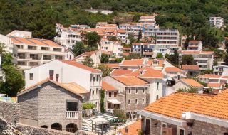 Балканска държава променя данъка при покупка на имот