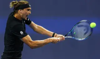 Александър Зверев и Лоренцо Музети с победи в Пекин 