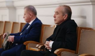 Доц. Мангъров влезе в Народното събрание като експерт към "Възраждане"