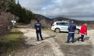 Намериха кемпер с поне един труп в гората над Враца, мистерията "Петрохан" започва да се разплита