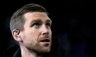 Пер Мертезакер напуска Арсенал