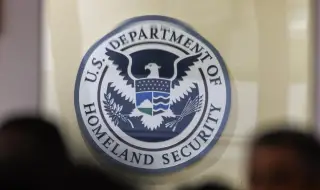 САЩ заделят над 38 милиарда долара за нови центрове за задържане на мигранти