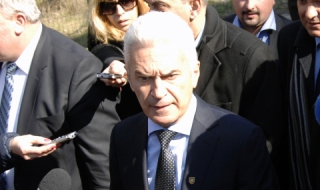 Сидеров: ГЕРБ и ДПС са марионетки на банковите олигарси