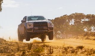 Новият мощен пикап на Ford пристига в Европа в края на месеца (ВИДЕО)