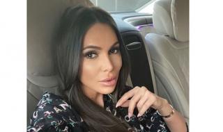 Алисия се завърна към стария си занаят (СНИМКА)