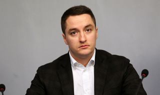 Явор Божанков: Тревожно е, че се вземат решения от свалено правителство