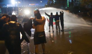 Директорът на СДВР: Няма полиция в света, която да остави вандали да рушат