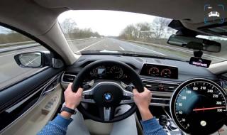 320 км/ч с BMW M760Li от първо лице (ВИДЕО)