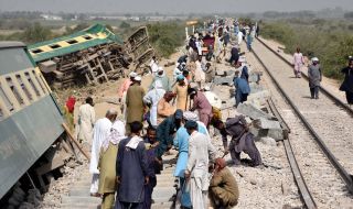Десетки жертви след сблъсък на два влака