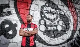 Съдят звезда на Локо Сф за нанасяне на телесна повреда