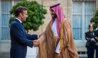 Макрон прие саудитския престолонаследник в Елисейския дворец 
