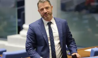 Делян Добрев: С договора с "Боташ" България плаща репарации на Турция, без да е водила война