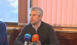 Кметът на Варна Благомир Коцев от „Продължаваме промяната“ е бил отведен на разпит