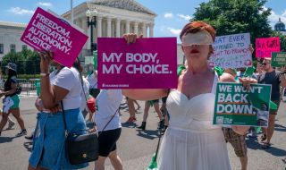 САЩ: Абортите и правата на жените трябва да са приоритет