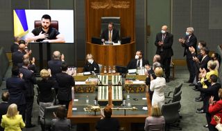 Зеленски към Австралия: Нужни са нови и по-силни санкции срещу Русия