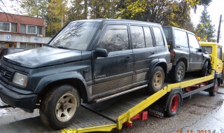 Осем коли и мотоциклет иззети при операция срещу автоджамбази