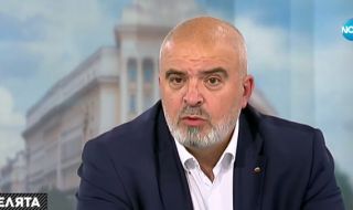 Маноил Манев: Радев овладява всички властови структури
