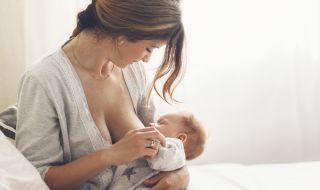 Защо толкова много жени не кърмят децата си