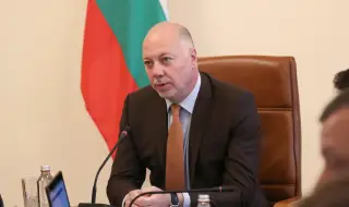 Желязков: България непрекъснато подкрепя Украйна от началото на войната