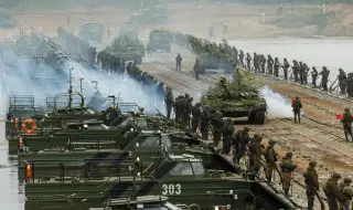 Русия и Беларус започнаха днес съвместните си военни учения
