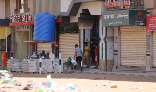 Боевете в Судан продължават, примирието изтича в полунощ
