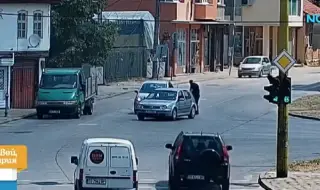 Жена беше преследвана на пътя, спряна и нападната заради забележка
