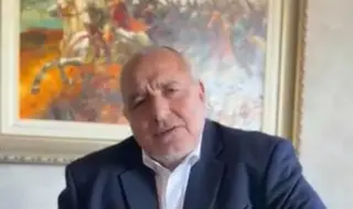 Калоян Методиев: Кой го дърпа за езика Бойко Борисов да говори за Възродителен процес и комунисти?