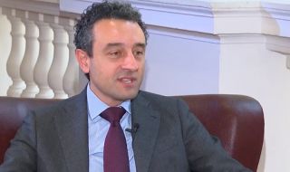 Лорер: "Лукойл" са свикнали да им е твърде широко около врата твърде дълго време