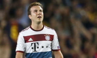 Манчестър Юнайтед влиза в битката за Гьотце