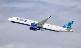 Самолет на JetBlue почти се сблъска с американски въздушен танкер край Венецуела