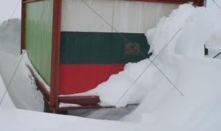 Завърна се втората група от 30-ата българска антарктическа експедиция
