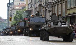 Симеонов иска ракетни войски в армията