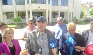 Гешев: Прокуратурата не се притеснява да разследва Доган, Пеевски
