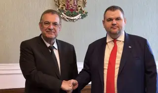 ДПС на Пеевски и ДПС на Доган се обединиха