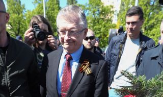 Руският посланик в Полша стана за смях: не му позволиха да положи венец пред съветския паметник във Варшава