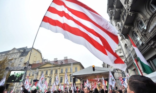 Бившите комунисти в Унгария ще вземат по-малки пенсии