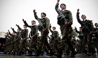 Гръцката армия спря отпуските заради Турция