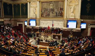 Лявата партия "Непреклонна Франция" иска да отмени пенсионната реформа на Макрон