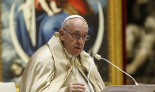 Папа Франциск ръкоположи 13 нови кардинали (СНИМКИ)