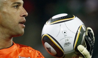 Вратар отбеляза 100-метров гол във Висшата лига (видео)