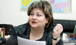 БСП и ГЕРБ мобилизират твърд електорат, избирателната активност скача