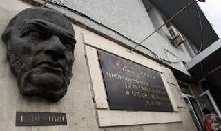 Момченце на 1 година почина от изгаряния