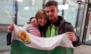Годеж по олимпийски:  Дейвид Хъдълстоун предложи брак на своята любима Ерика Зафирова