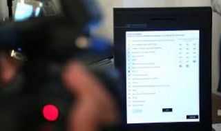 Останаха шестима кандидати за доставката на машини за гласуване