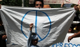 Един на всеки 10 германци иска да бъде воден от фюрер