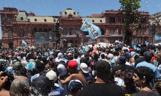 Около 4 млн. души празнуват титлата на Аржентина в Буенос Айрес