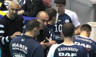 Марек остана на дъното след битката с Ястрежебски