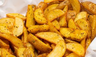 Рецепта на деня: Печени картофи с пресни подправки