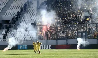 Какво гласи правилникът на БФС: От 4:0 за Ботев, през 0:0 и нула точки, до 4:0 за Локо и изваждане от efbet Лига! 