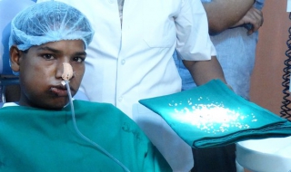 232 зъба извадиха индийски лекари от устата на момче